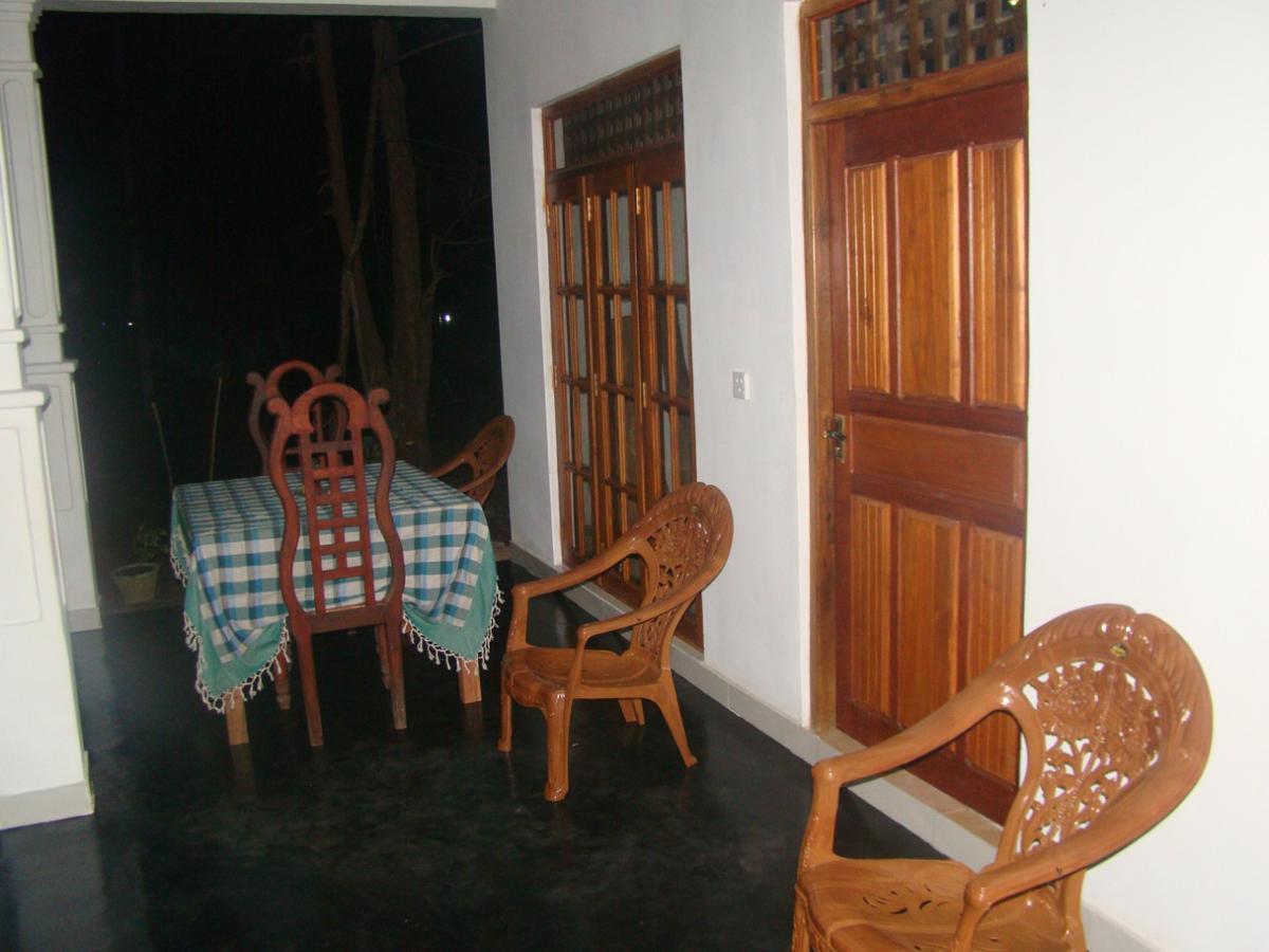 Thuruliya Residence 锡吉里亚 外观 照片