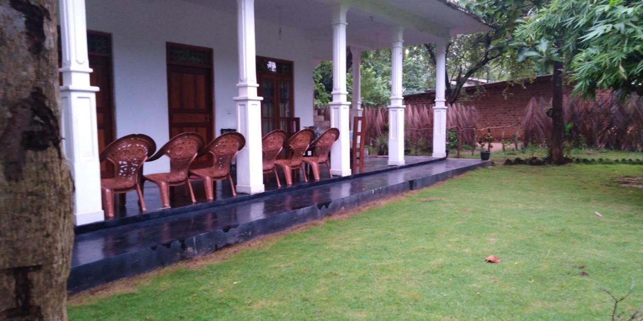 Thuruliya Residence 锡吉里亚 外观 照片